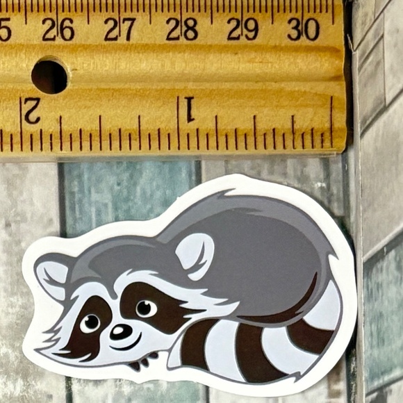 🌀10/$10🌀 Cartoon Raccoon Reusable Waterproof Vinyl Sticker Decal - Picture 1 of 1